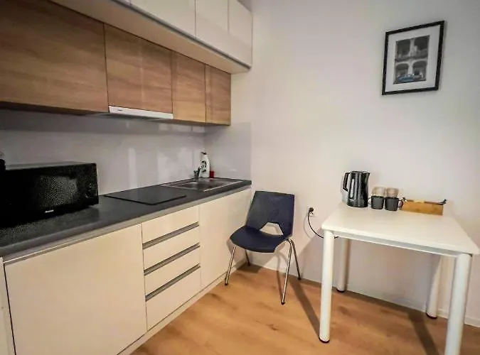 By Park Biznesowy Apartmán Vratislav